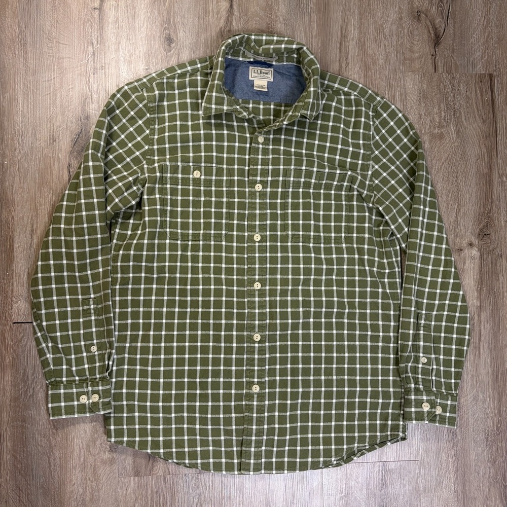 LL Bean Mens Flannel Shirt Medium Slightly Fitted Green Plaid Button Up
